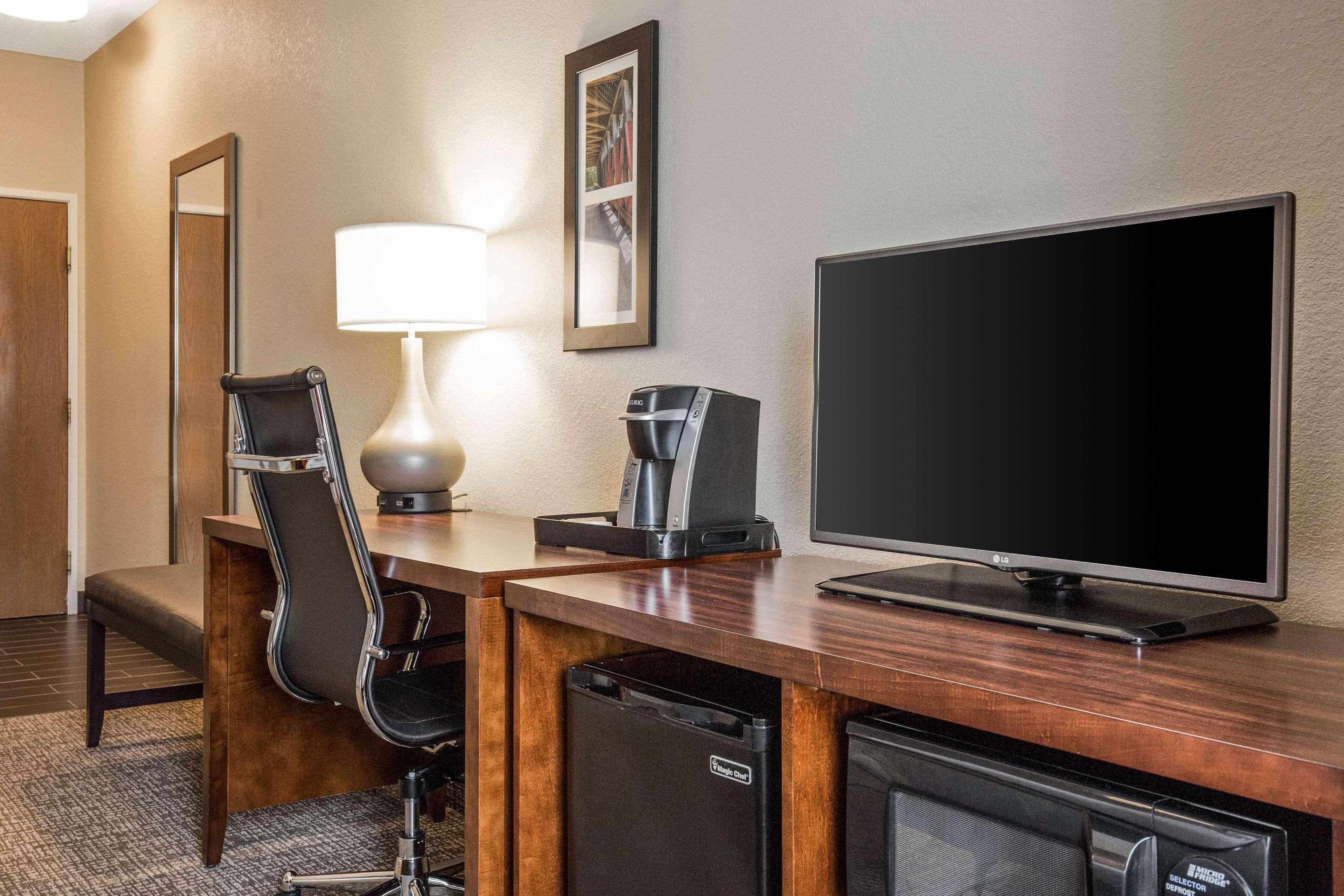Comfort Inn La Porte المظهر الخارجي الصورة